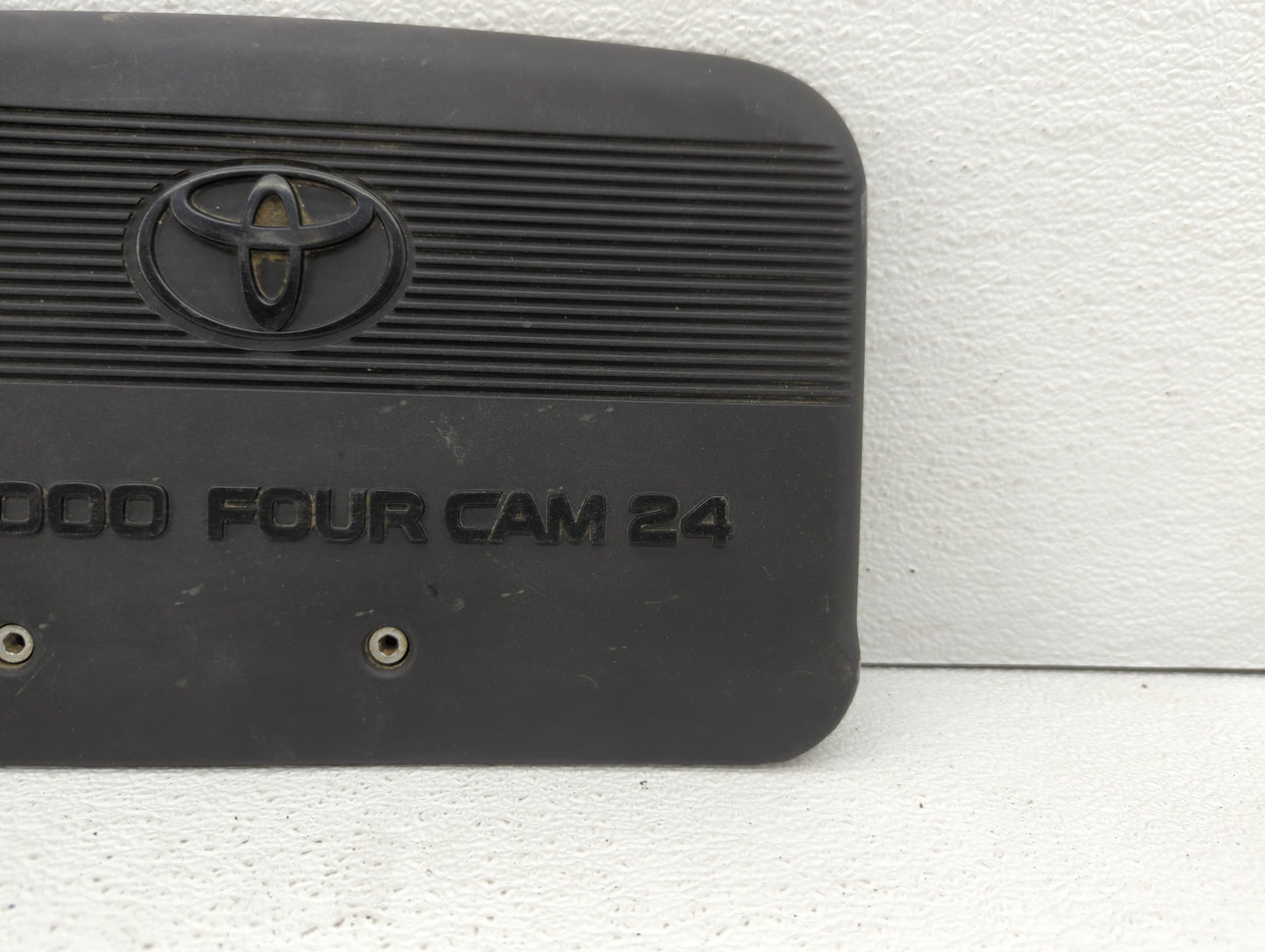 2000 Toyota Sienna Engine Cover - Oemusedautoparts1.com