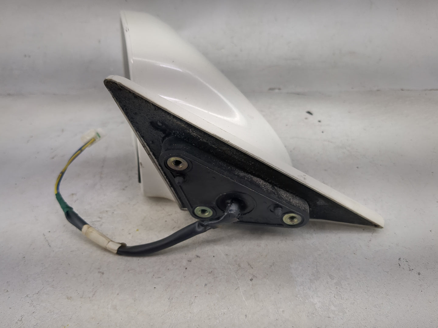 1999-2003 Toyota Solara Driver Side View Mirror - Left Door Mirror OEM Used - Oemusedautoparts1.com