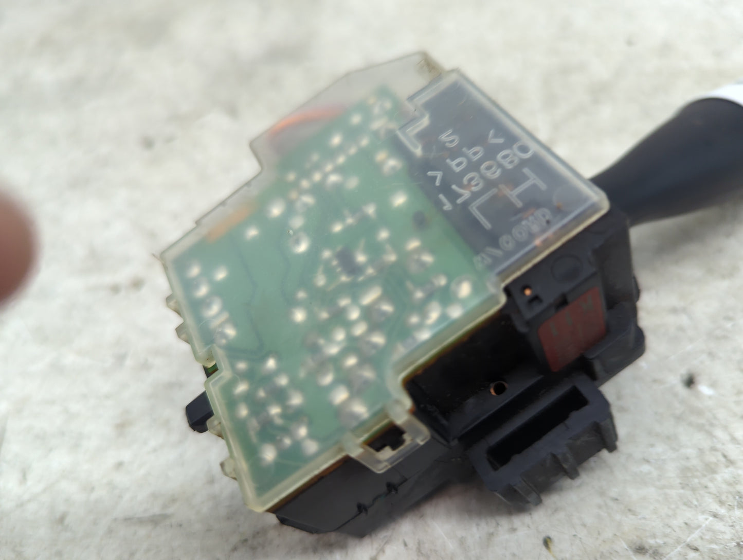 2000 Toyota Yaris Headlight Head Light Switch Lamp Control - Oemusedautoparts1.com