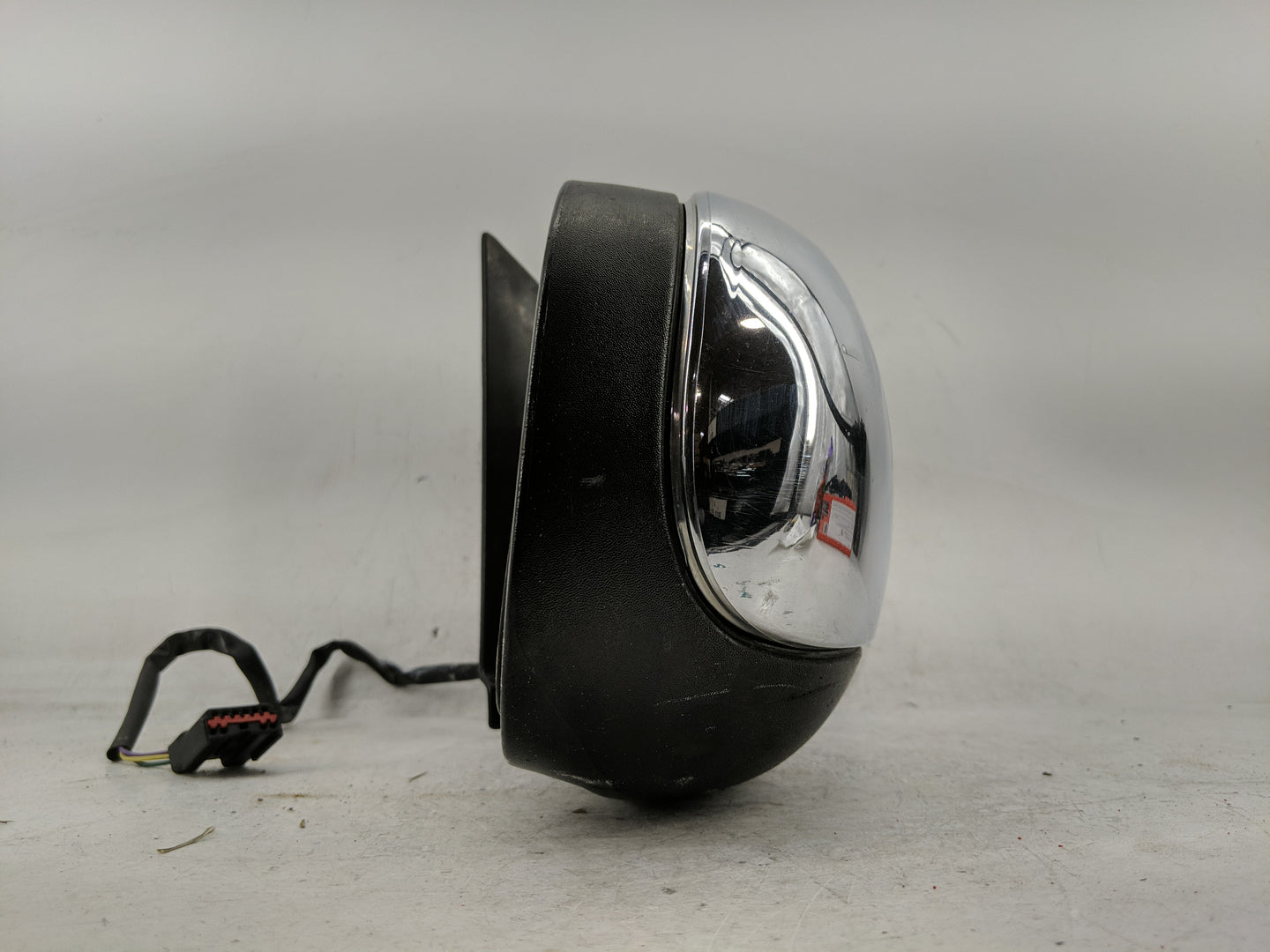 2000 Volkswagen Beetle Side Mirror Replacement Passenger Right View Door Mirror Fits OEM Used Auto Parts - Oemusedautoparts1