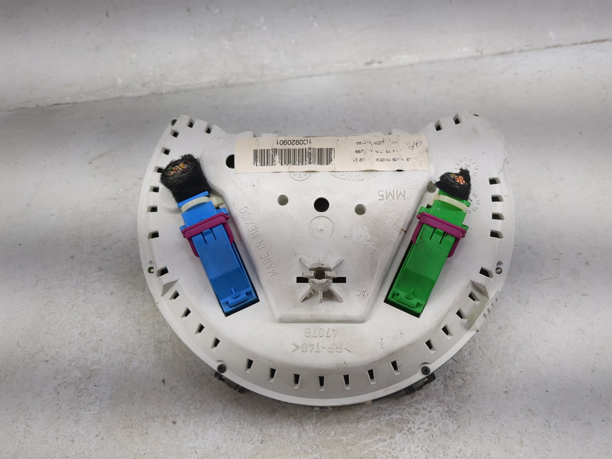 2000-2001 Volkswagen Beetle Instrument Cluster Speedometer Gauges P/N:1C0920901 1C0920940 Miles: Fits Fits 2000 2001 OEM Use