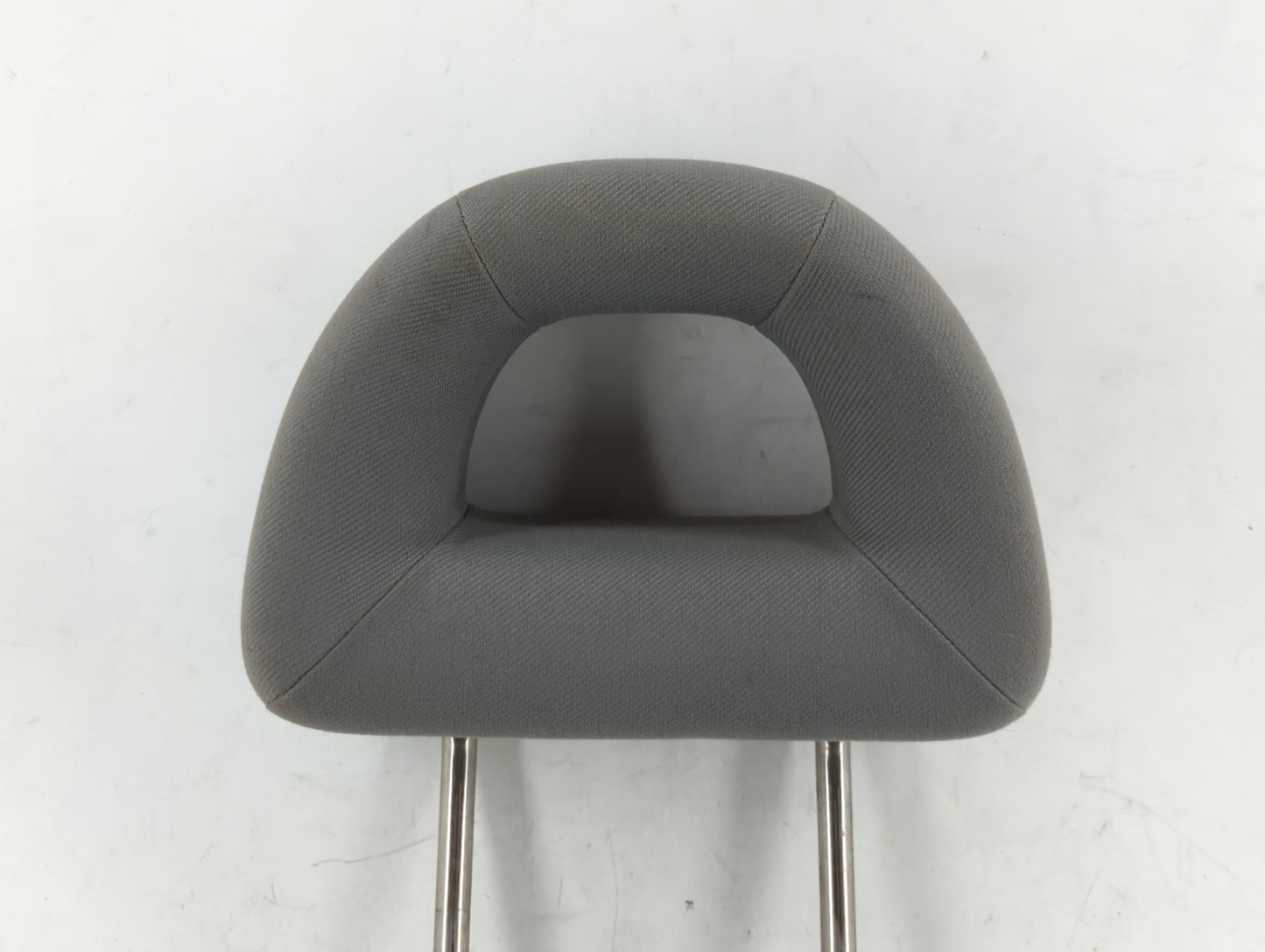 2000-2002 Volkswagen Beetle Headrest Head Rest Front Driver Passenger Seat Fits Fits 2000 2001 2002 OEM Used Auto Parts - Oe