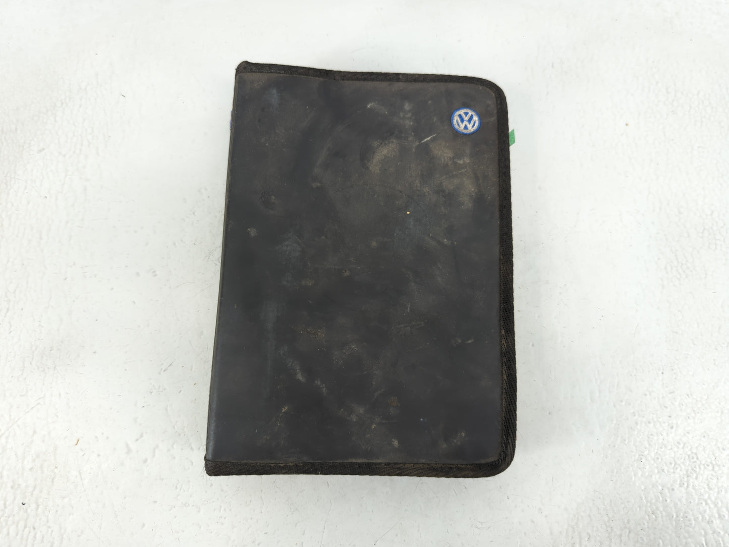 2000 Volkswagen Beetle Owners Manual Book Guide P/N:991 557 RB3 21 OEM Used Auto Parts - Oemusedautoparts1.com