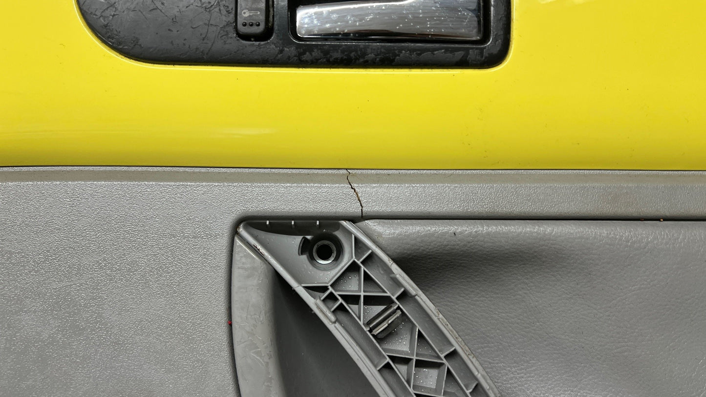 2000 Volkswagen Beetle Front Passenger Manual Interior Door Panel Has Damage - Oemusedautoparts1.com
