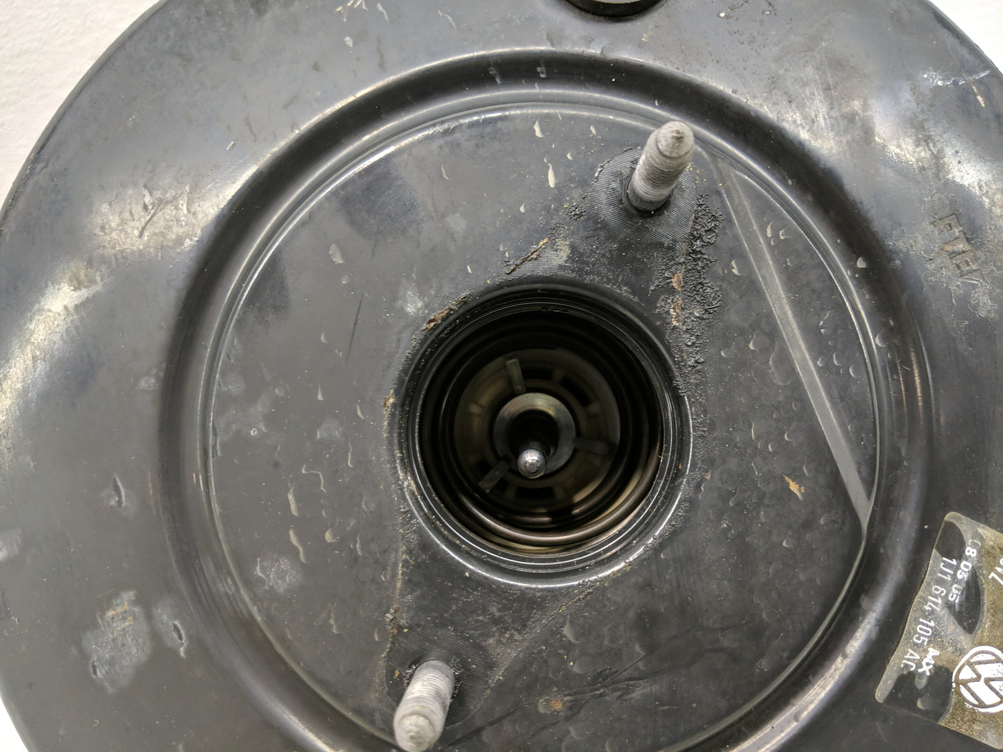 1999-2011 Volkswagen Jetta Power Brake Booster Oem - Oemusedautoparts1.com