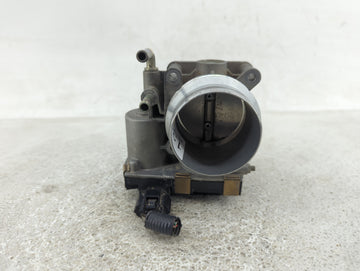 2000-2005 Volkswagen Passat Throttle Body Fits Fits 2000 2001 2002 2003 2004 2005 2006 OEM Used Auto Parts - Oemusedautopart