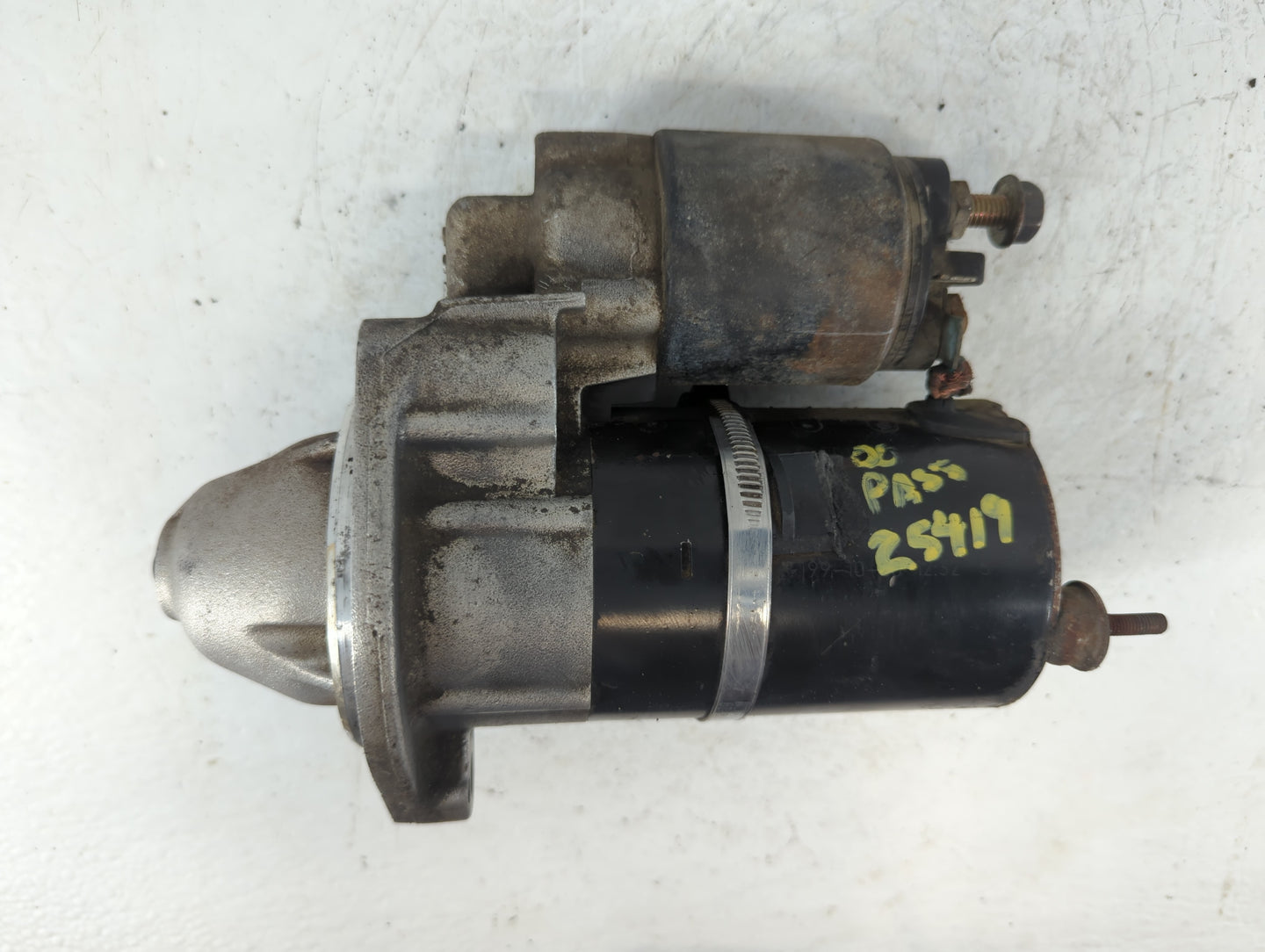 1999-2005 Volkswagen Passat Car Starter Motor Solenoid OEM Fits Fits 1999 2000 2001 2004 2005 OEM Used Auto Parts - Oemuseda