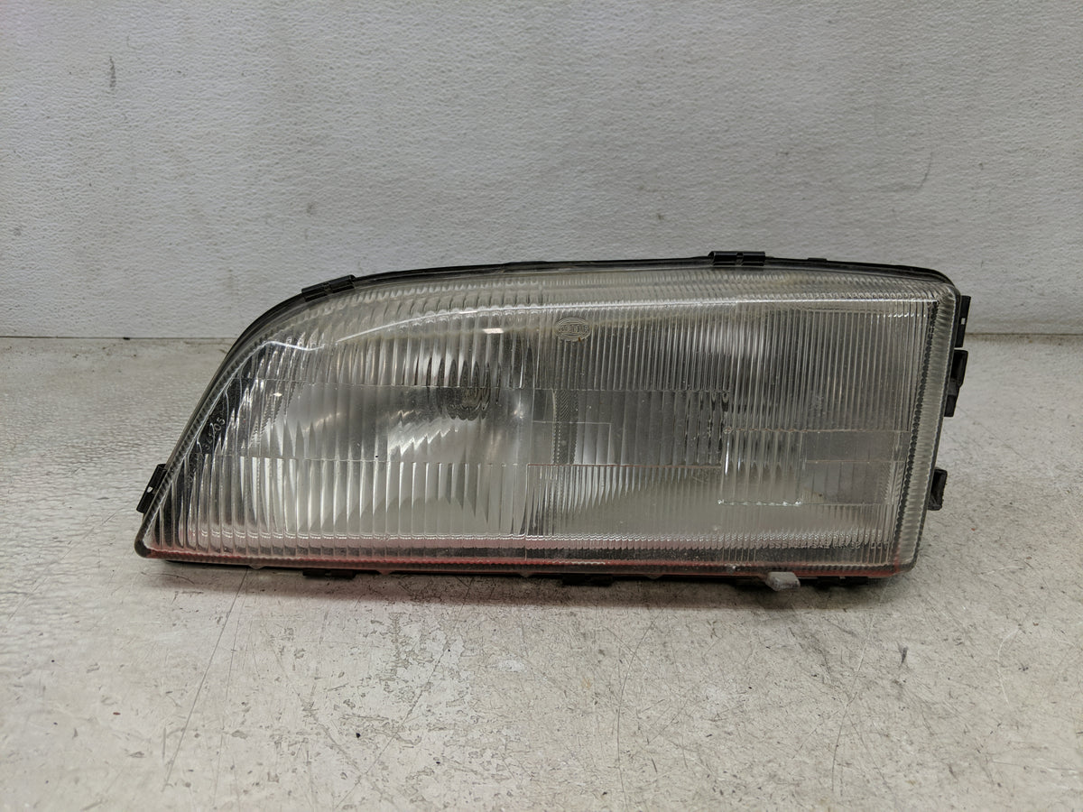 2000 Volvo C70 Passenger Right Oem Head Light Headlight Lamp - Oemusedautoparts1.com