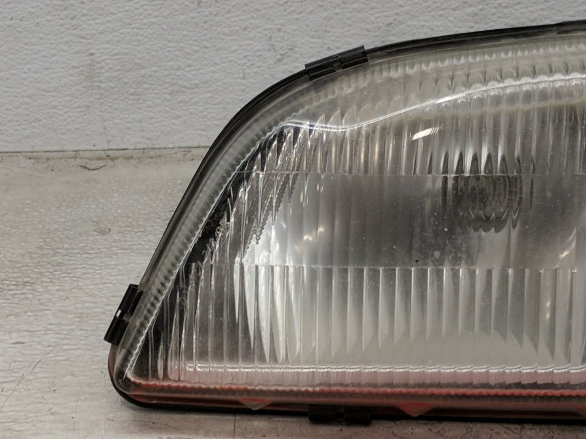 2000 Volvo C70 Passenger Right Oem Head Light Headlight Lamp - Oemusedautoparts1.com