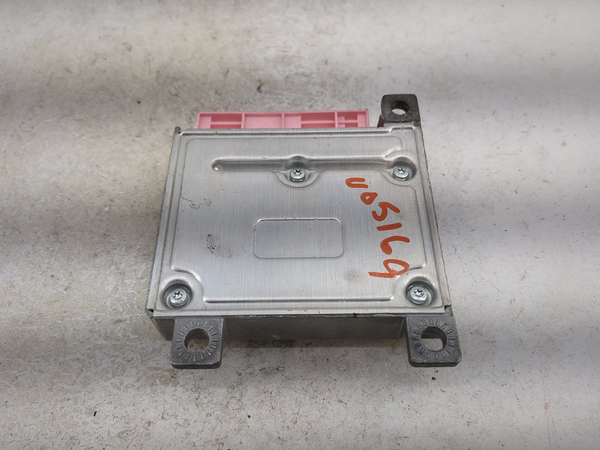 2000-2000 Volvo S40 Safety Restraint Srs Airbag Control Module - Oemusedautoparts1.com