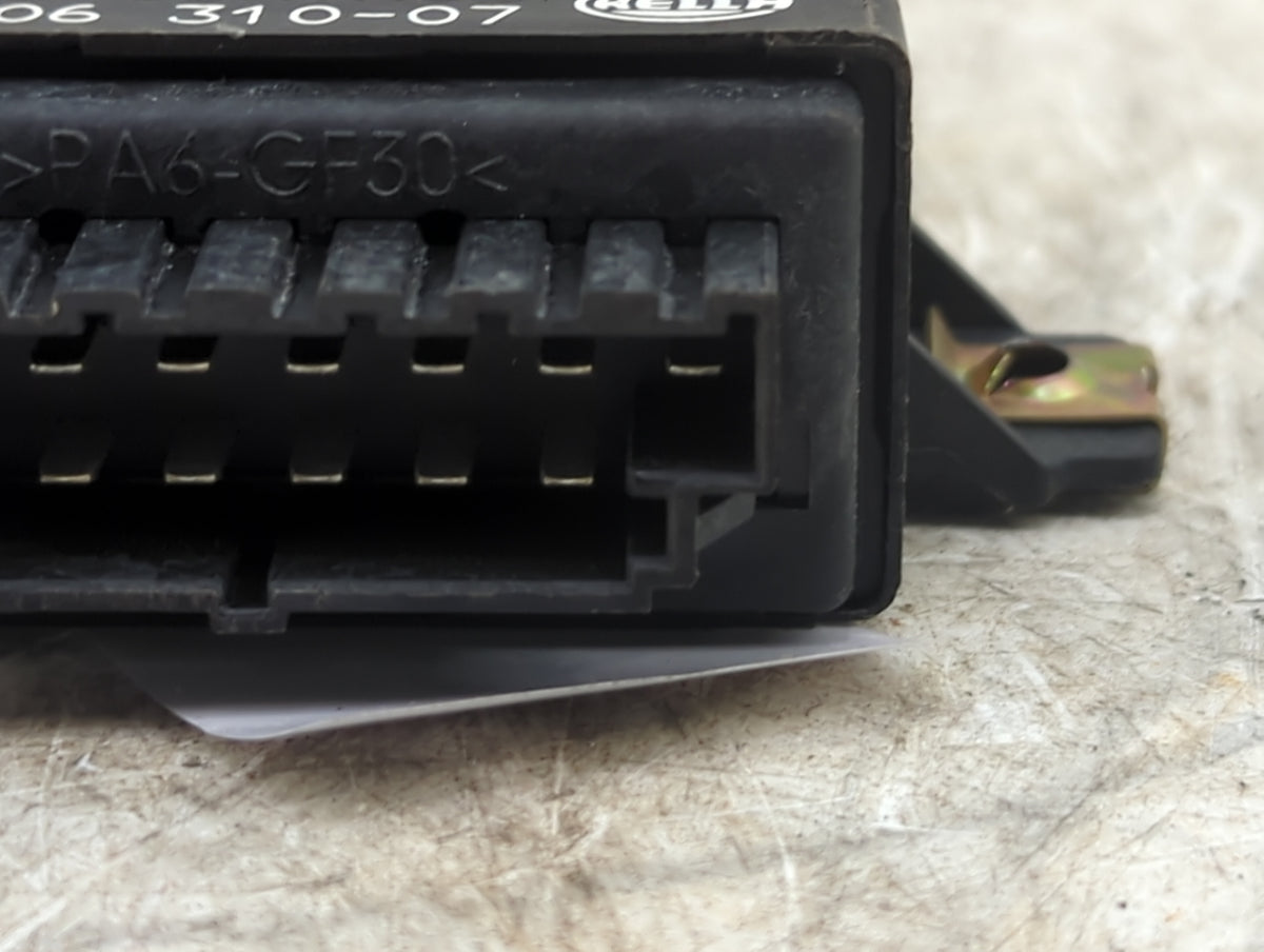 2000-2004 Volvo V40 Cruise Control Module 30807288|5ga 006 310-07 - Oemusedautoparts1.com