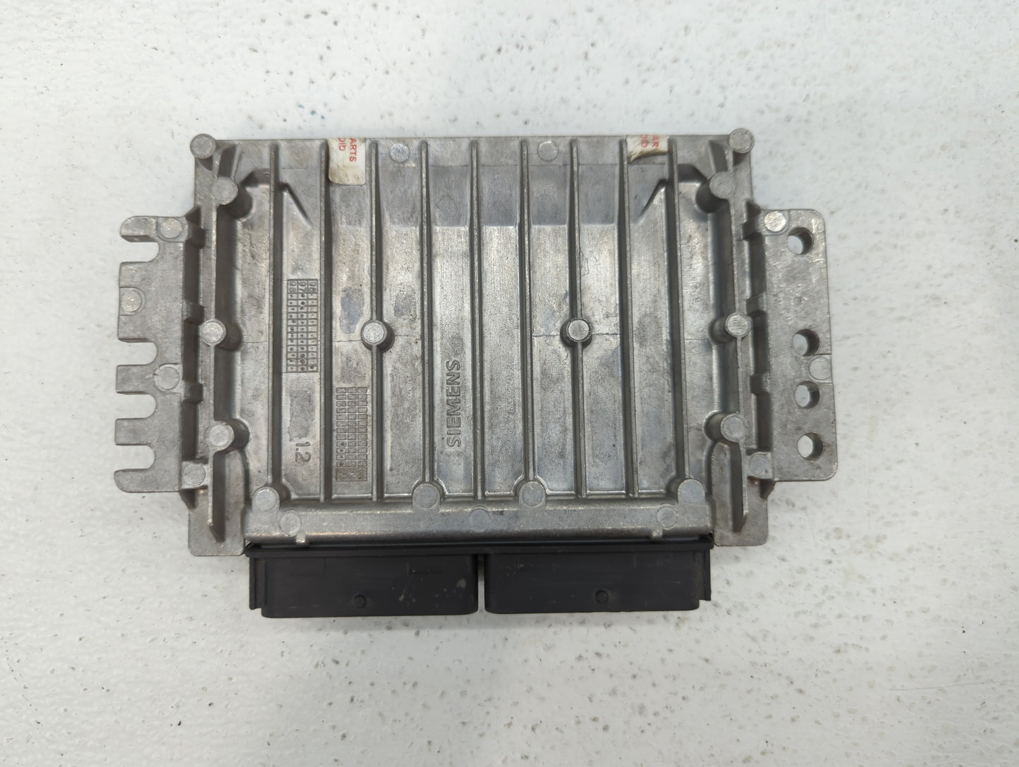 2000 Volvo V40 PCM Engine Control Computer ECU ECM PCU OEM P/N:P30614562 Fits OEM Used Auto Parts - Oemusedautoparts1.com