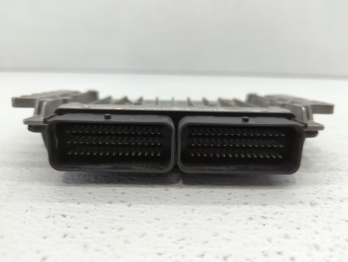 2000 Volvo V40 PCM Engine Control Computer ECU ECM PCU OEM P/N:P30614562 Fits OEM Used Auto Parts - Oemusedautoparts1.com