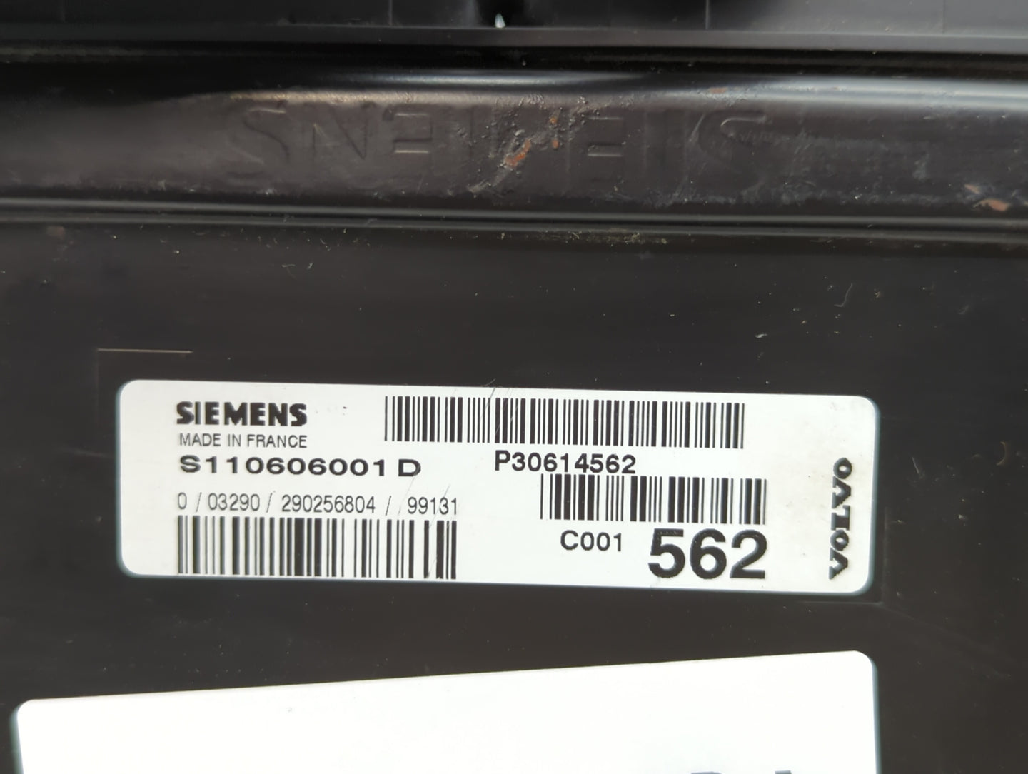 2000 Volvo V40 PCM Engine Control Computer ECU ECM PCU OEM P/N:P30614562 Fits OEM Used Auto Parts - Oemusedautoparts1.com