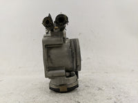 2000-2001 Audi A4 Throttle Body P/N:078 133 062 B Fits Fits 2000 2001 OEM Used Auto Parts - Oemusedautoparts1.com