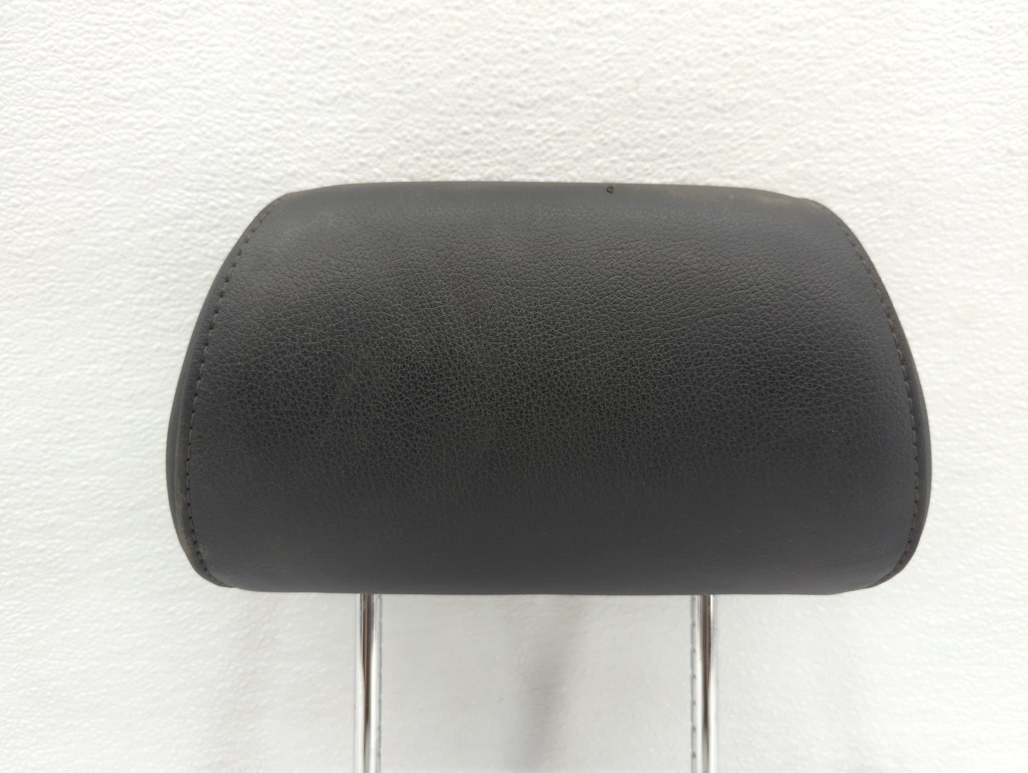 2000-2001 Audi A4 Headrest Head Rest Front Driver Passenger Seat Fits Fits 2000 2001 OEM Used Auto Parts - Oemusedautoparts1