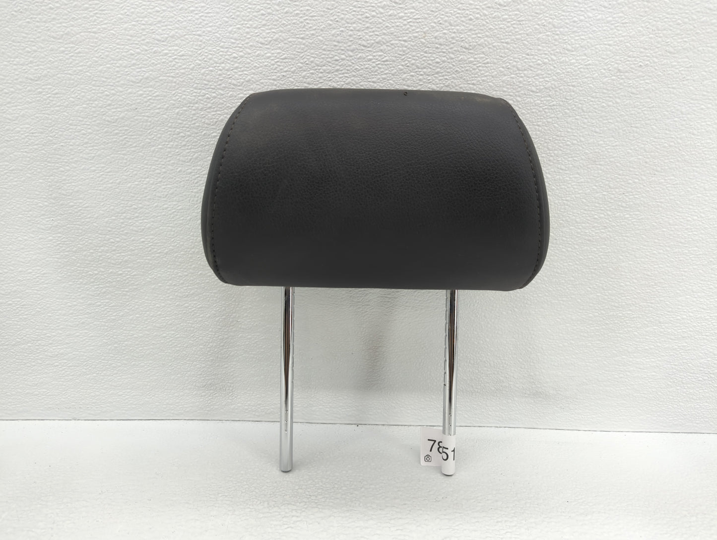 2000-2001 Audi A4 Headrest Head Rest Front Driver Passenger Seat Fits Fits 2000 2001 OEM Used Auto Parts - Oemusedautoparts1