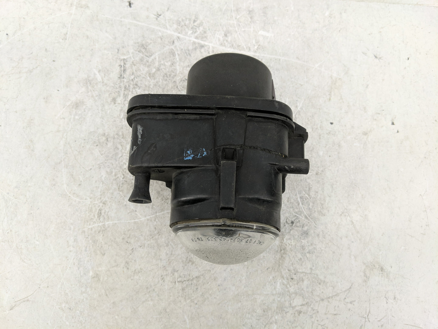 2001 Audi A6 Passenger Right Oem Front Light Lamp - Oemusedautoparts1.com