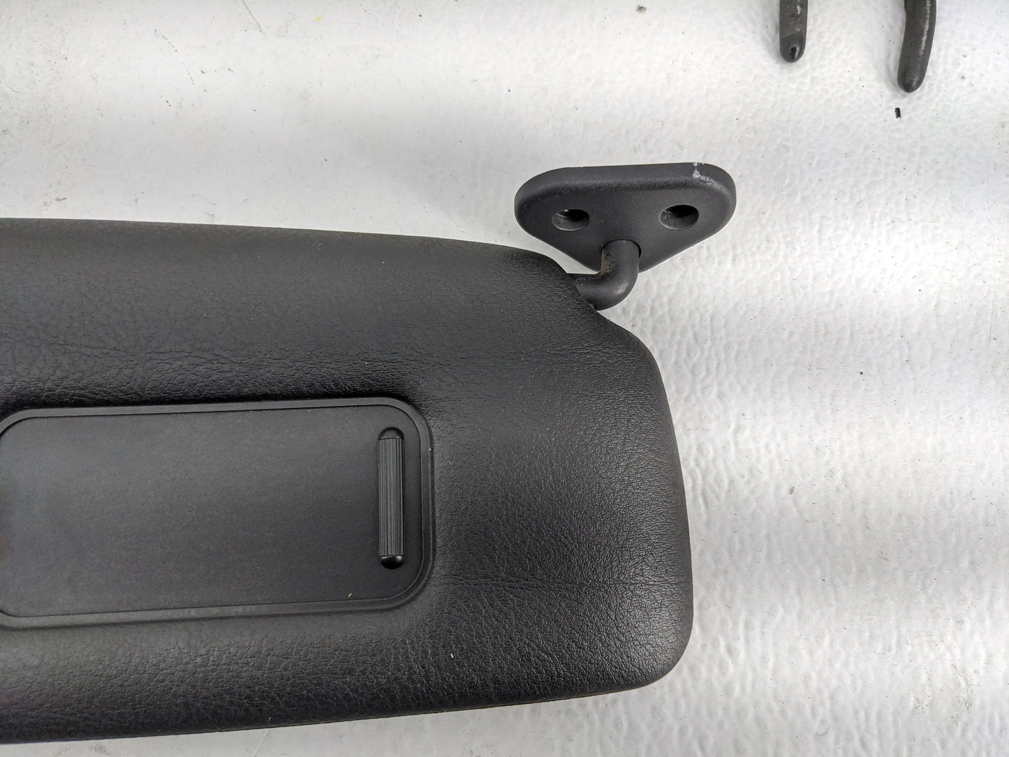 2001 Bmw 325ci Sun Visor Shade Replacement Passenger Right Mirror Fits Fits 2000 2002 2003 2004 2005 2006 OEM Used Auto Part