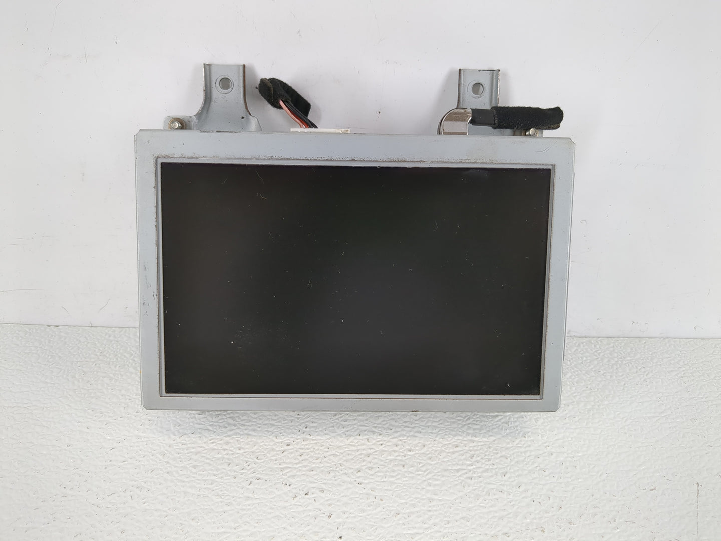 2001 Bmw 325i Radio AM FM Cd Player Receiver Replacement P/N:8 383 331 8383331 Fits Fits 1999 2000 OEM Used Auto Parts - Oem