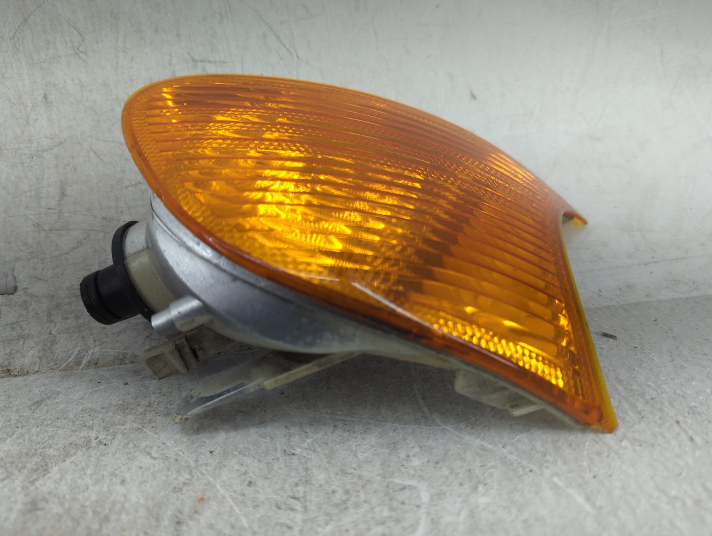 2001-2001 Bmw 325i Driver Left Oem Front Light Lamp - Oemusedautoparts1.com