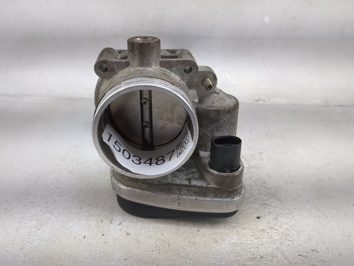 2001-2005 Bmw 325i Throttle Body P/N:13547502444-05 408.238/425/004 Fits Fits 2001 2002 2003 2004 2005 2006 OEM Used Auto Pa