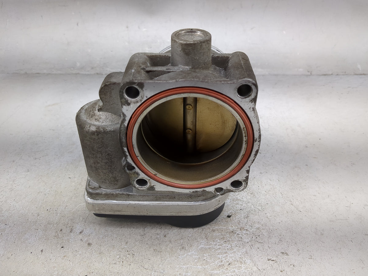 2001-2005 Bmw 325i Throttle Body P/N:13547502444-05 408.238/425/004 Fits Fits 2001 2002 2003 2004 2005 2006 OEM Used Auto Pa