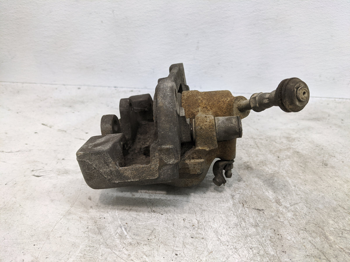 2001 Bmw 325i Front Driver Left Brake Caliper - Oemusedautoparts1.com