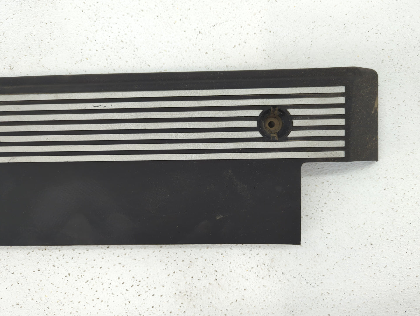 2001 Bmw 325i Engine Cover - Oemusedautoparts1.com