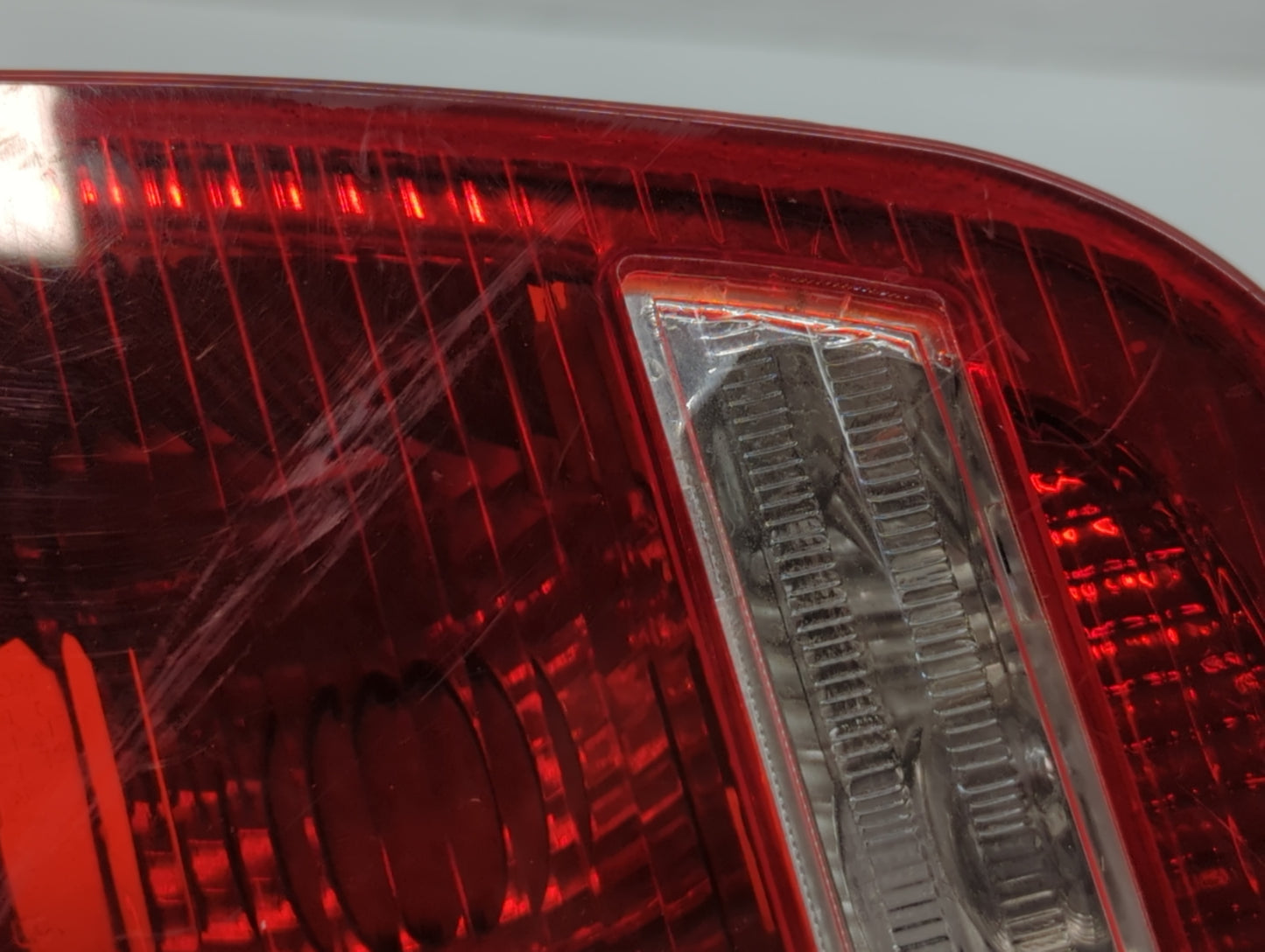 2001 Bmw 325i Tail Light Assembly Passenger Right OEM P/N:230 570 Fits Fits 1999 2000 OEM Used Auto Parts - Oemusedautoparts