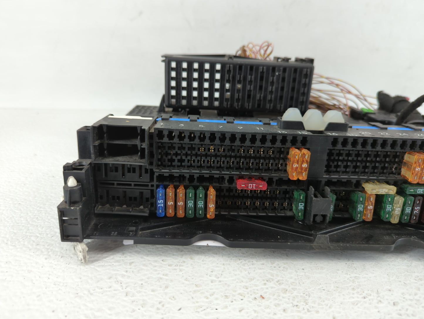 2001 Bmw 330ci Fusebox Fuse Box Panel Relay Module P/N:66265431 8 364 542 Fits OEM Used Auto Parts - Oemusedautoparts1.com