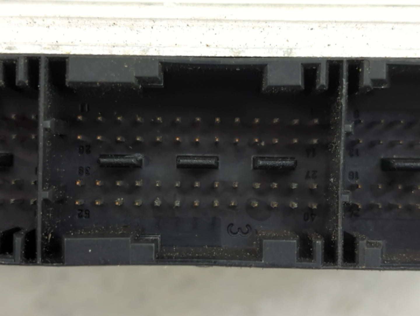 2001-2003 Bmw 330i PCM Engine Control Computer ECU ECM PCU OEM P/N:7 509 942 Fits Fits 2001 2002 2003 OEM Used Auto Parts - 