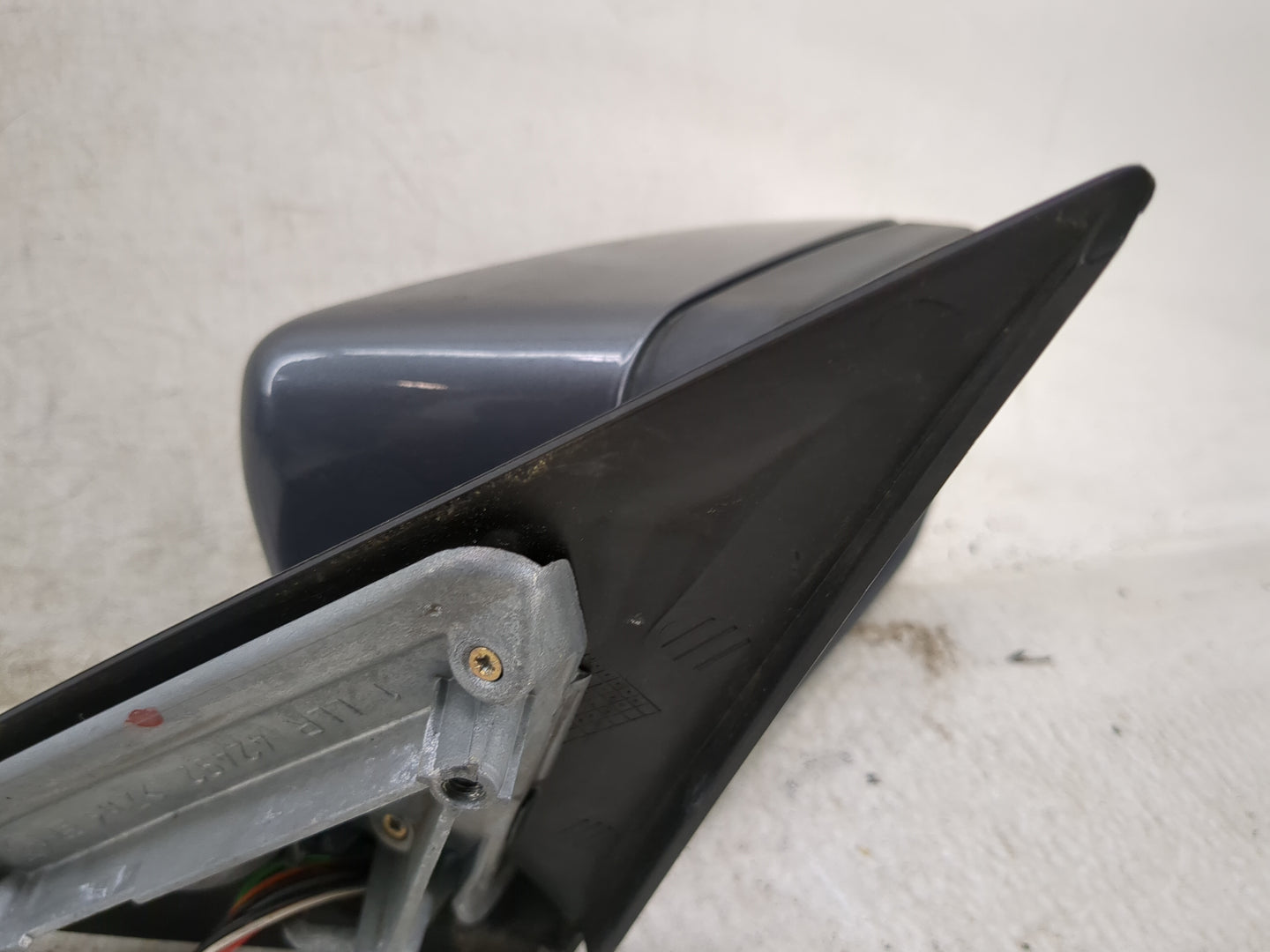 2001-2003 Bmw 330i Passenger Side View Mirror - Right Door Mirror OEM Used - Oemusedautoparts1.com