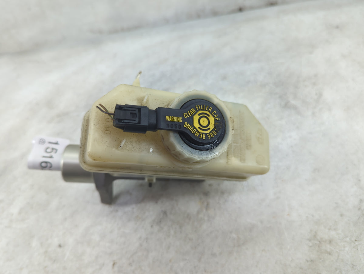 2001-2006 Bmw 330i Brake Master Cylinder - Oemusedautoparts1.com