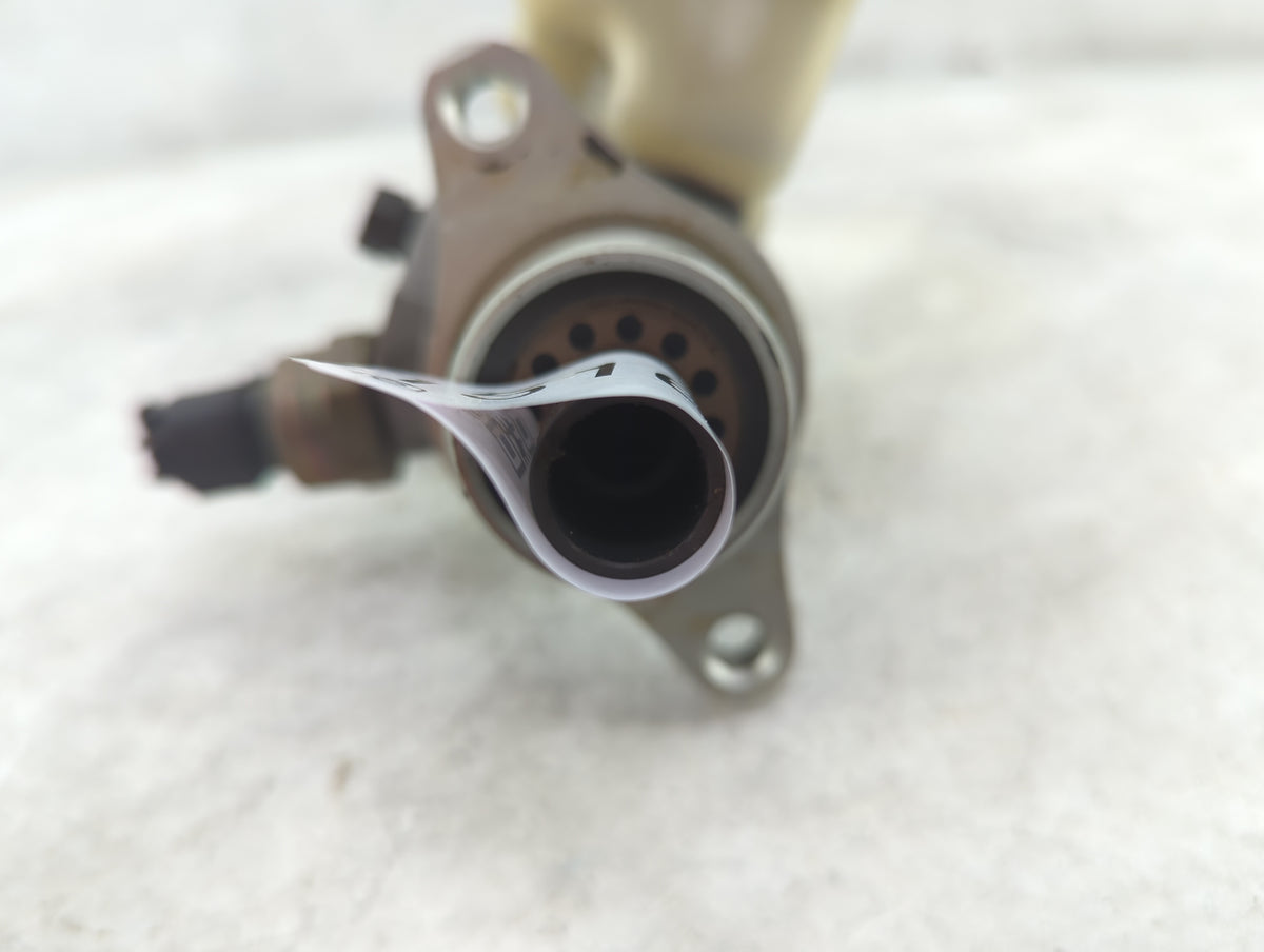 2001-2006 Bmw 330i Brake Master Cylinder - Oemusedautoparts1.com