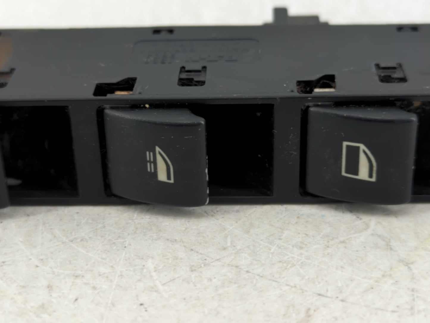 2001-2005 Bmw 330i Master Power Window Switch Replacement Driver Side Left P/N:PA6-GF30 1586 9803 Fits OEM Used Auto Parts -