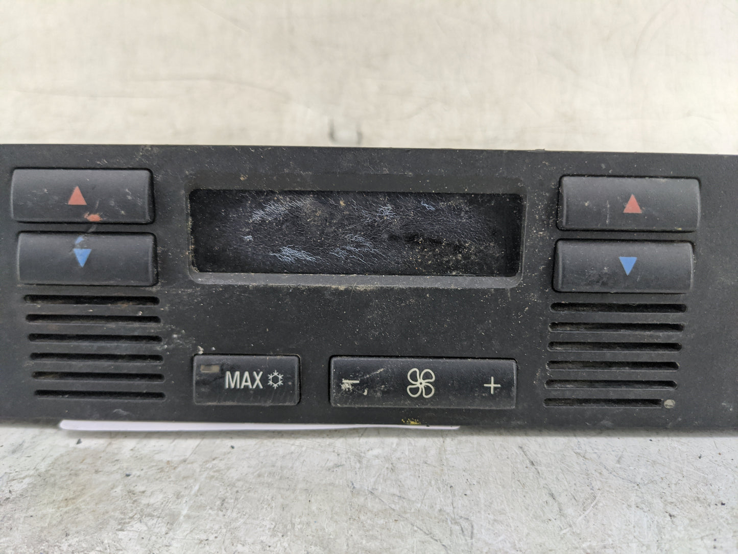 2001 Bmw 525i Climate Control Module Temperature AC/Heater Replacement Fits OEM Used Auto Parts - Oemusedautoparts1.com