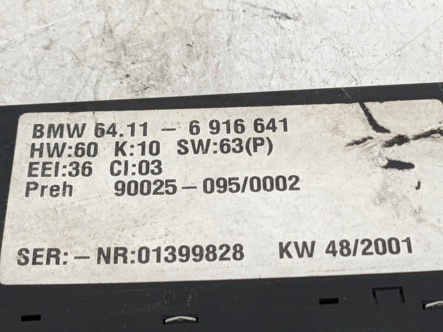 2001 Bmw 525i Climate Control Module Temperature AC/Heater Replacement Fits OEM Used Auto Parts - Oemusedautoparts1.com