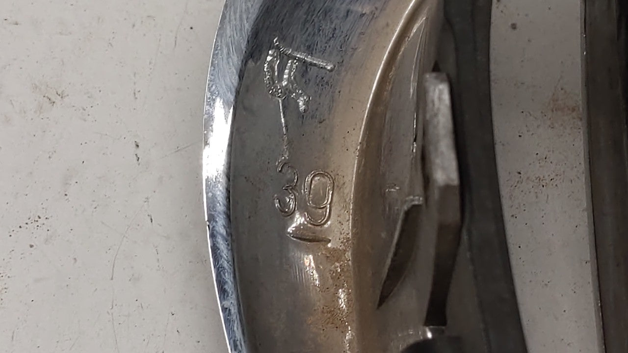 2001-2003 Bmw 525i Front Grille Bumper Not Included - Oemusedautoparts1.com