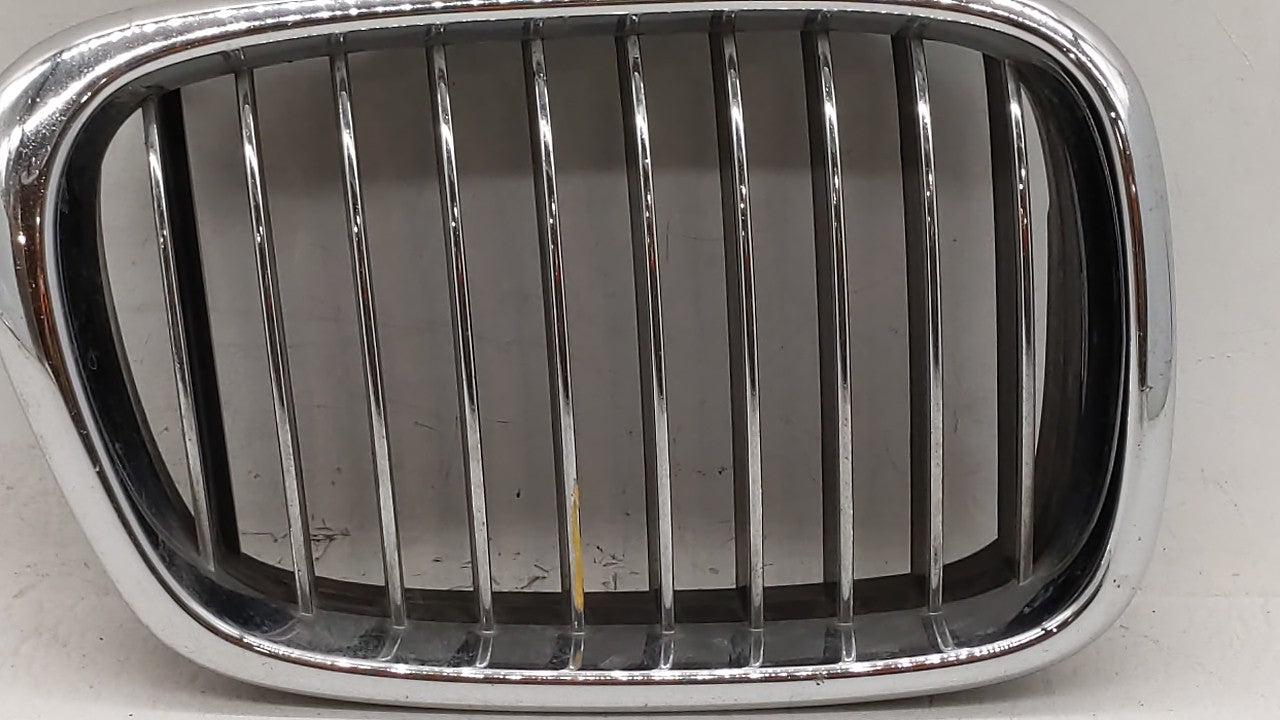 2001-2003 Bmw 525i Front Bumper Grille Cover - Oemusedautoparts1.com