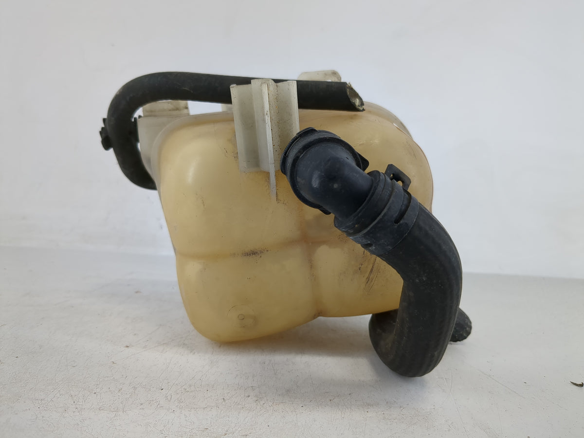 1995-2001 Bmw 740i Radiator Coolant Overflow Expansion Tank Bottle - Oemusedautoparts1.com