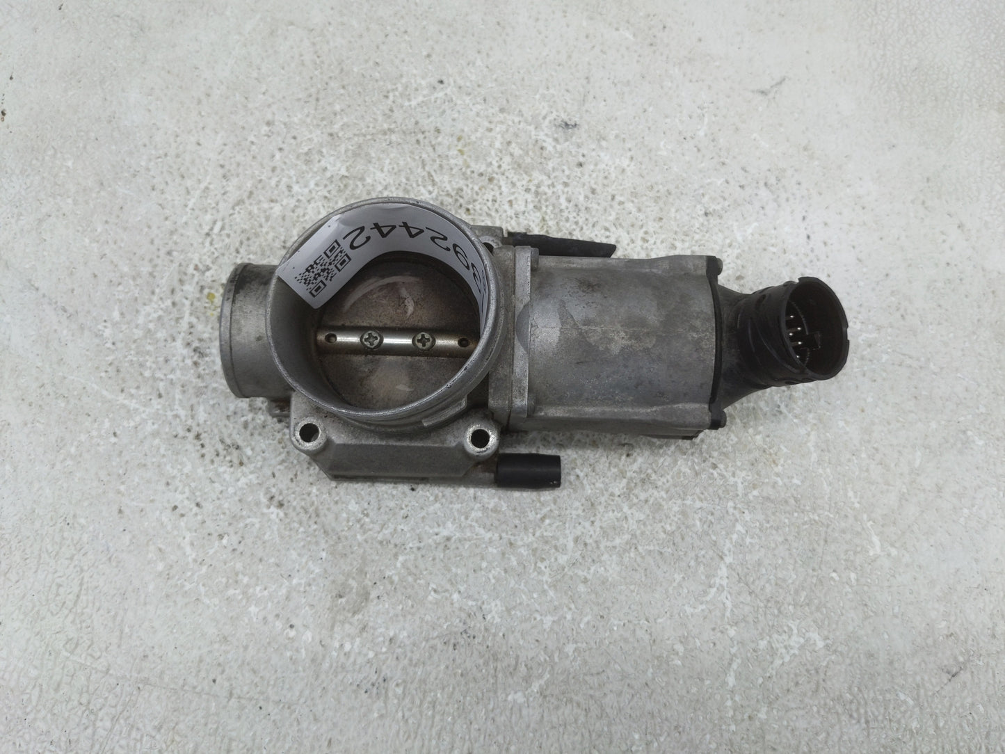 2001 Bmw 7 Series Throttle Body P/N:1745207.1 Fits Fits 1999 2000 2002 2003 OEM Used Auto Parts - Oemusedautoparts1.com
