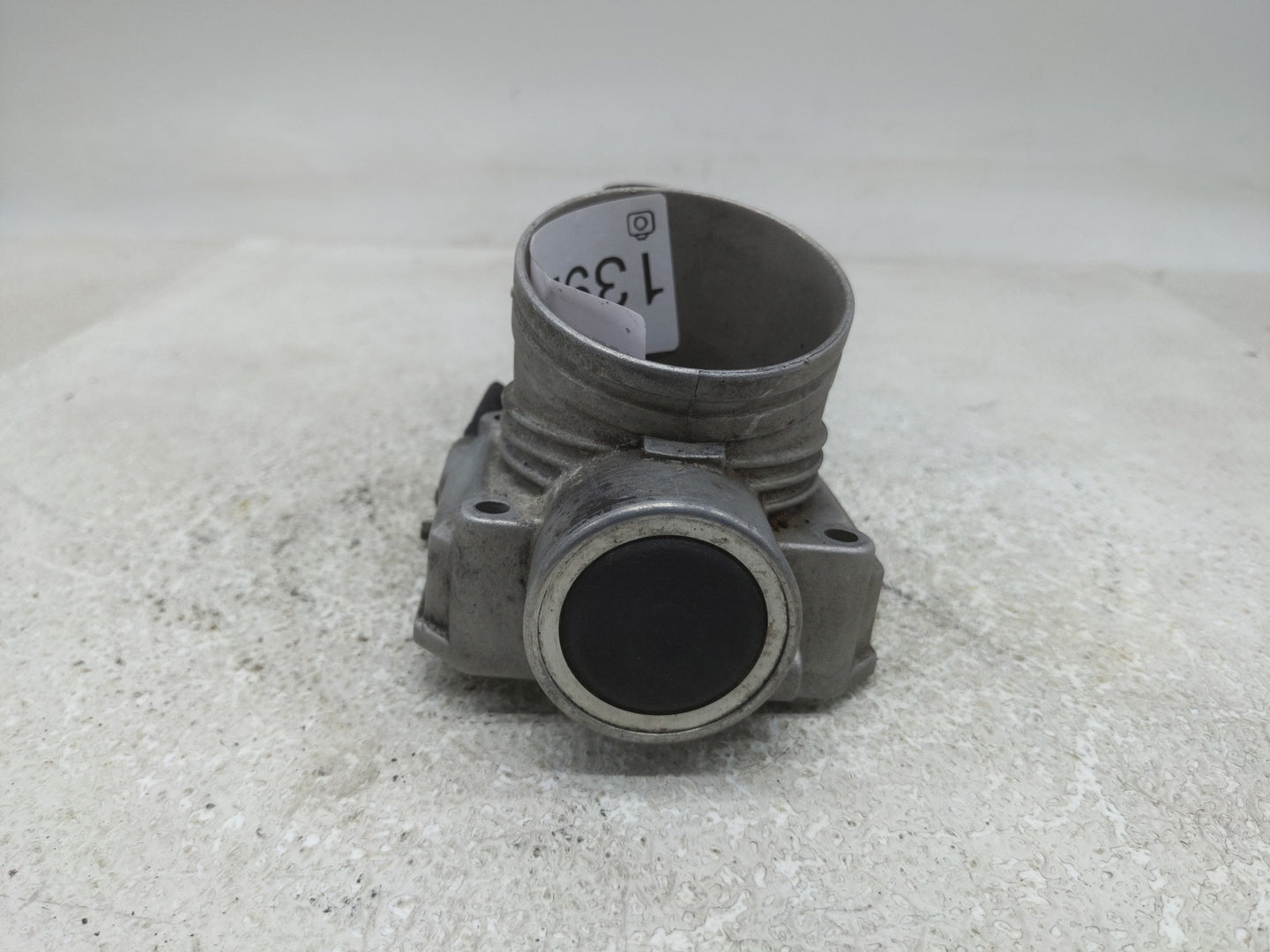 2001 Bmw 7 Series Throttle Body P/N:1745207.1 Fits Fits 1999 2000 2002 2003 OEM Used Auto Parts - Oemusedautoparts1.com