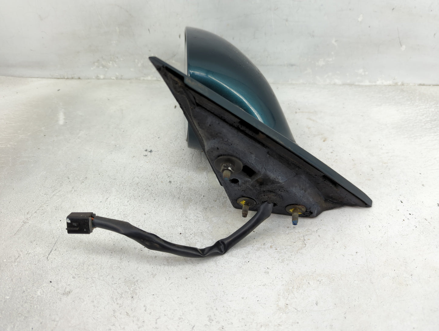 1997-2002 Buick Century Driver Side View Mirror - Left Door Mirror OEM Used - Oemusedautoparts1.com