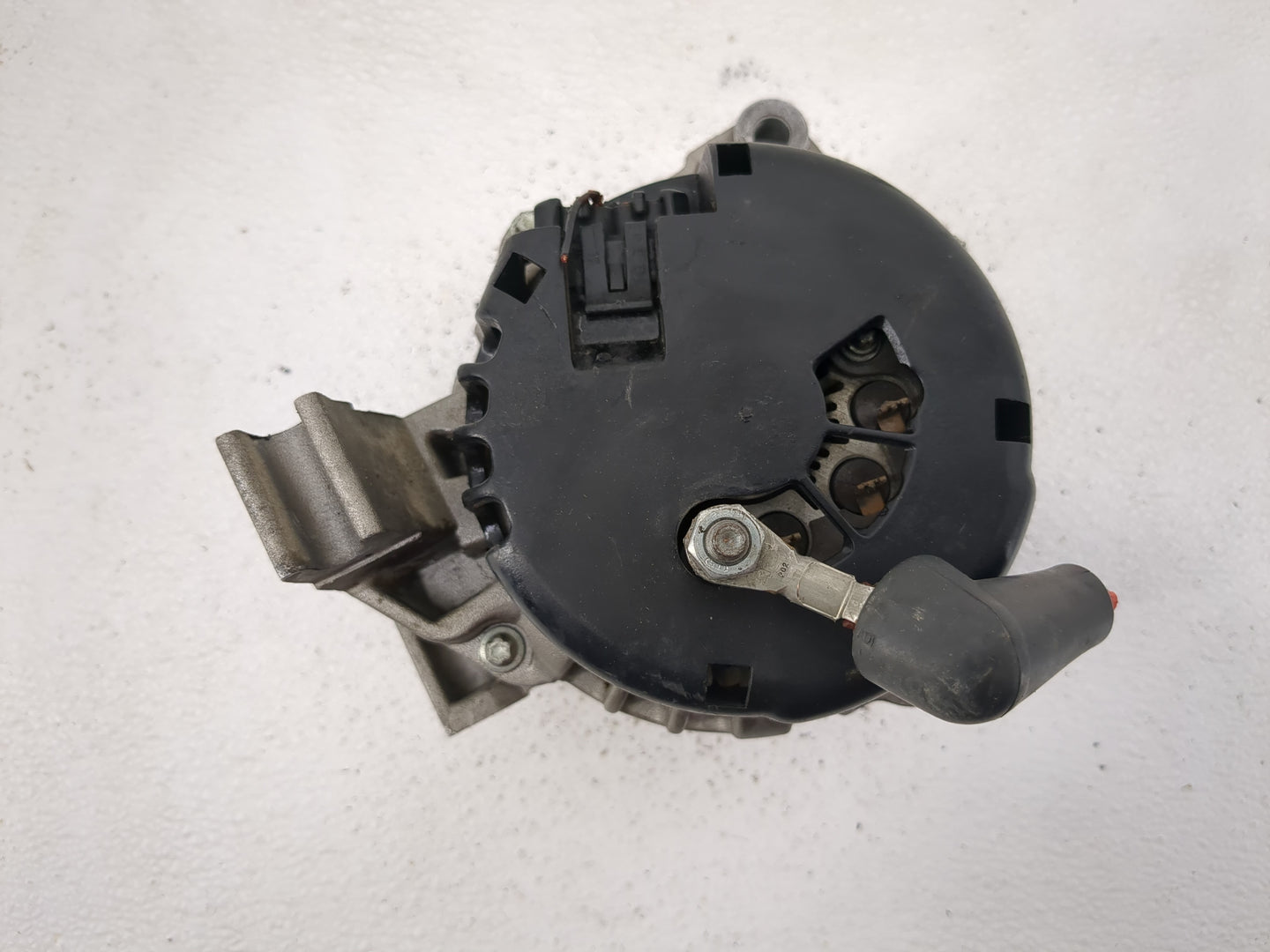 1999-2001 Buick Century Alternator Replacement Generator Charging Assembly Engine OEM Fits Fits 1999 2000 2001 OEM Used Auto