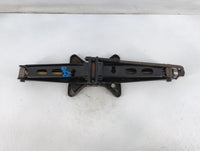 2001 Buick Century Spare Scissor Car Jack 886703 - Oemusedautoparts1.com