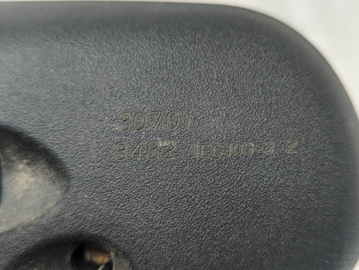 2000-2005 Buick Lesabre Interior Rear View Mirror Replacement OEM P/N:3432 Fits OEM Used Auto Parts - Oemusedautoparts1.com