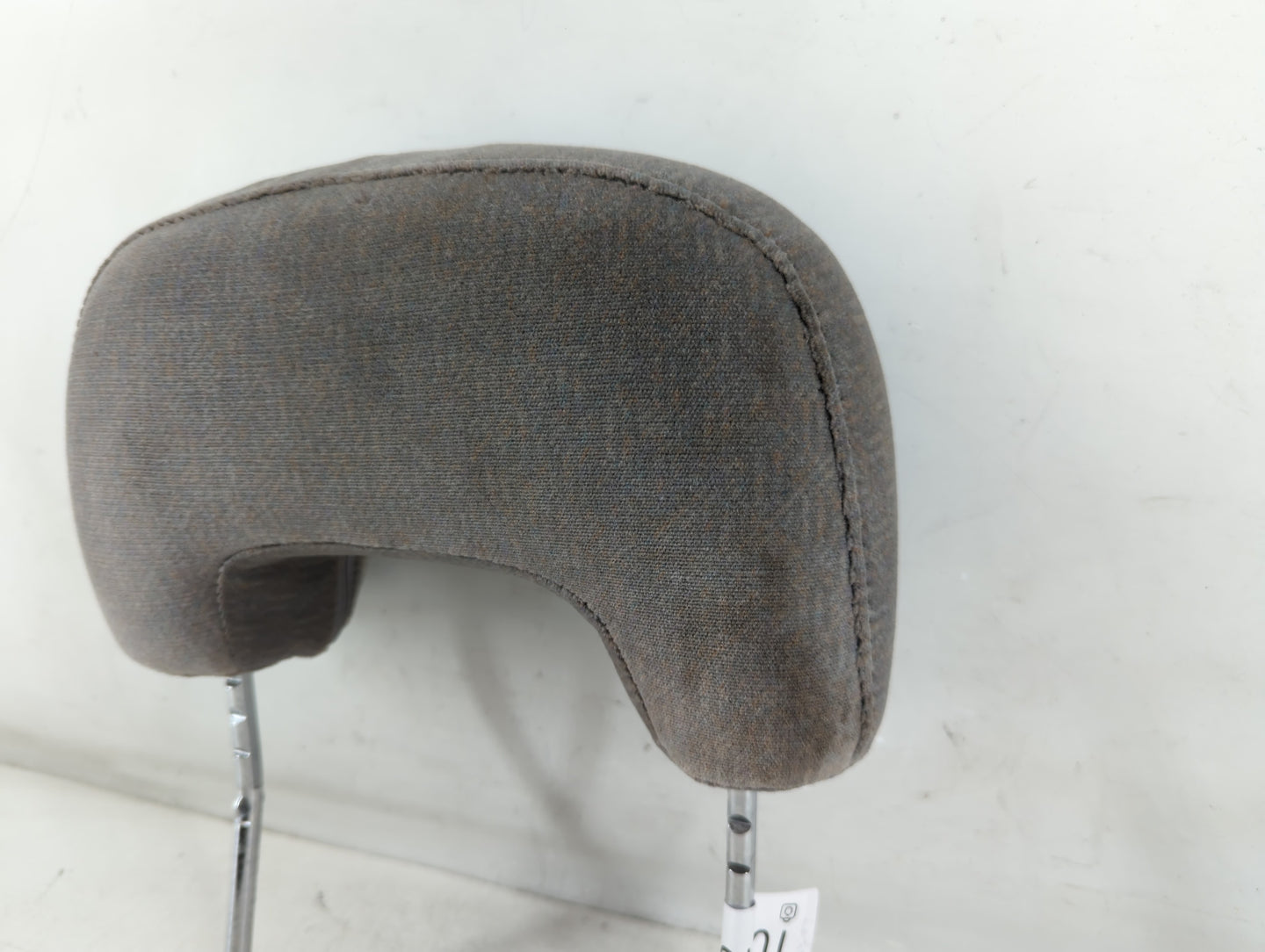 2000-2001 Buick Lesabre Headrest Head Rest Front Driver Passenger Seat Fits Fits 2000 2001 OEM Used Auto Parts - Oemusedauto
