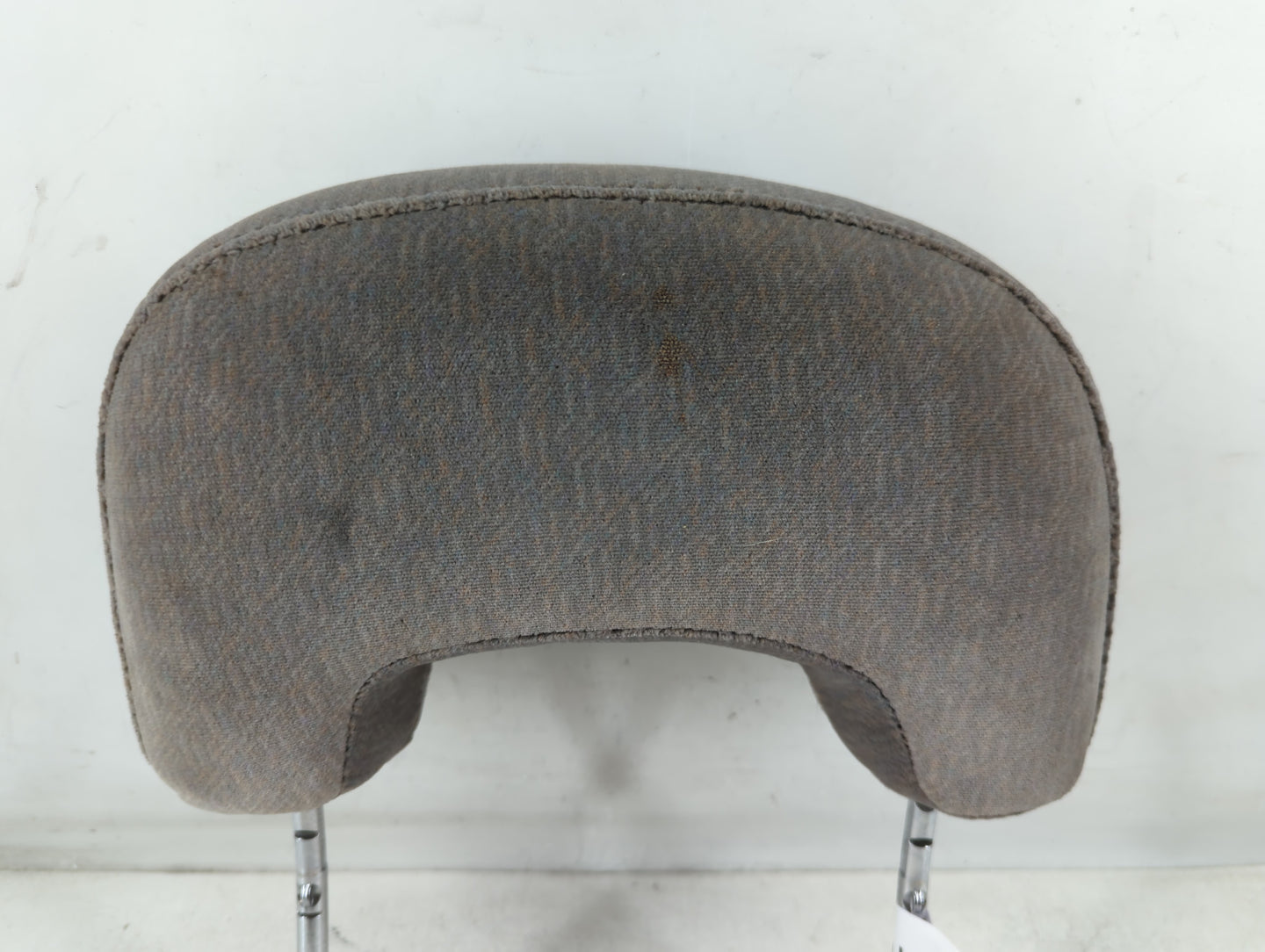 2000-2001 Buick Lesabre Headrest Head Rest Front Driver Passenger Seat Fits Fits 2000 2001 OEM Used Auto Parts - Oemusedauto