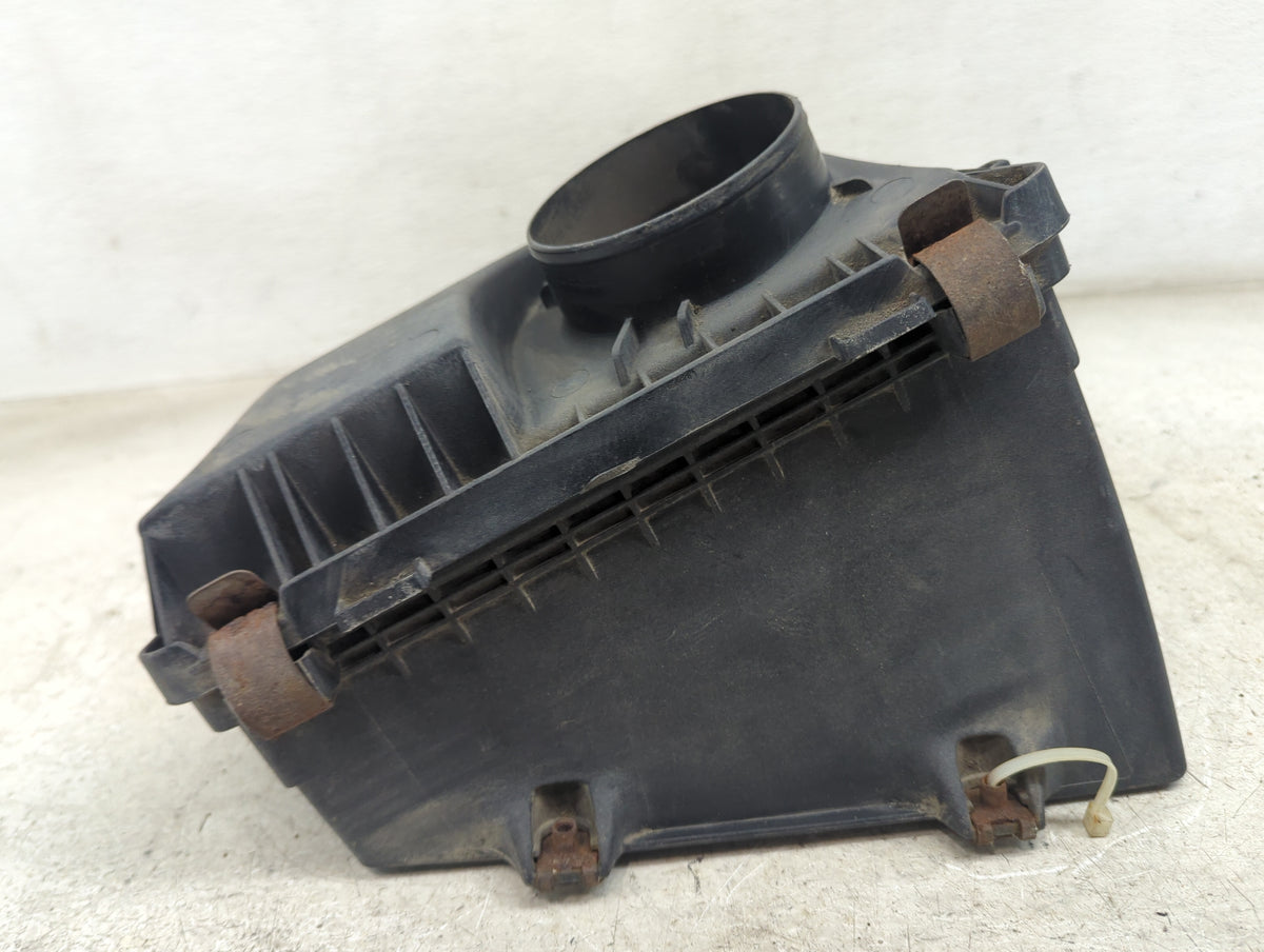 2000-2005 Buick Lesabre Air Cleaner Intake-duct Hose Tube 1495453 - Oemusedautoparts1.com